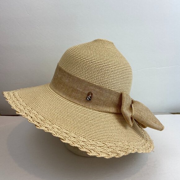 Accessories - NWOT Sun Floppy Hat Bow 100% Paper